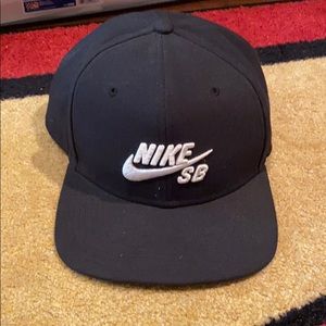 Nike sb SnapBack hat
